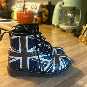 Dr martens little kids toddler boots union jack